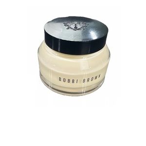 Bobby Brown - Vitamin enriched face base